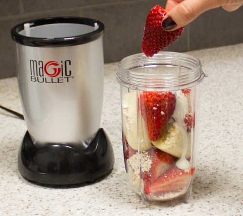 a single serve blender in action